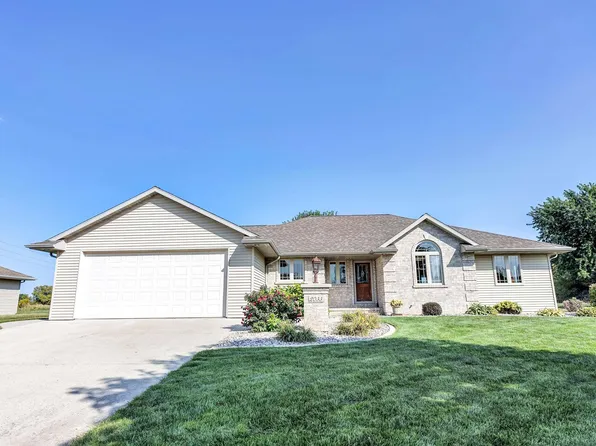 2033 Wheat Way, Green Bay, WI 54311