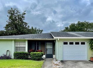 1141 Orange Tree Cir W APT B, Palm Harbor, FL 34684