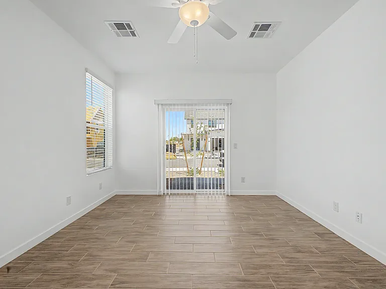 8232 E University Dr #113 — Photo 19