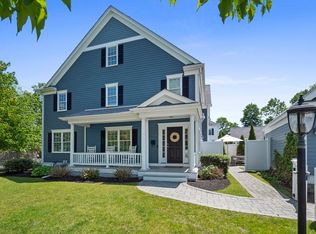 2 Mellen St UNIT 2, Needham Heights, MA 02494