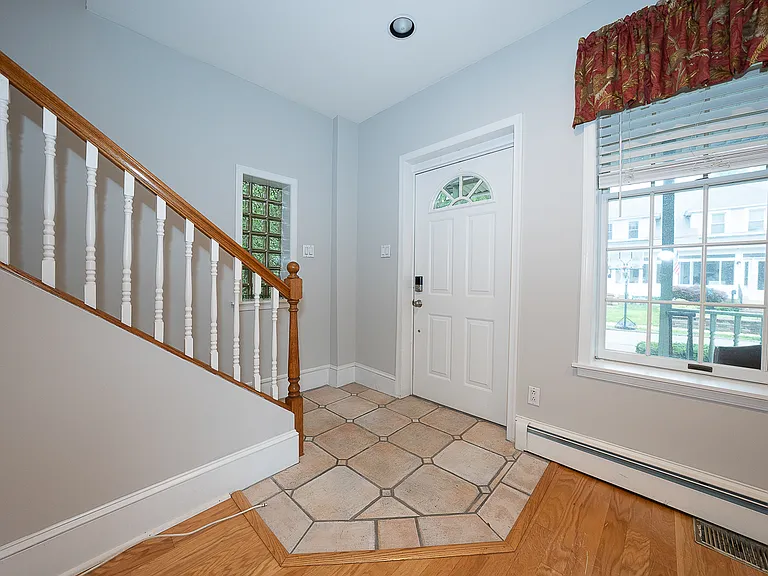 212 Elm Ter #1 — Photo 14