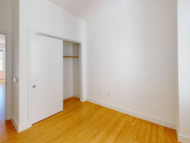 540 Leavenworth Street — Photo 47