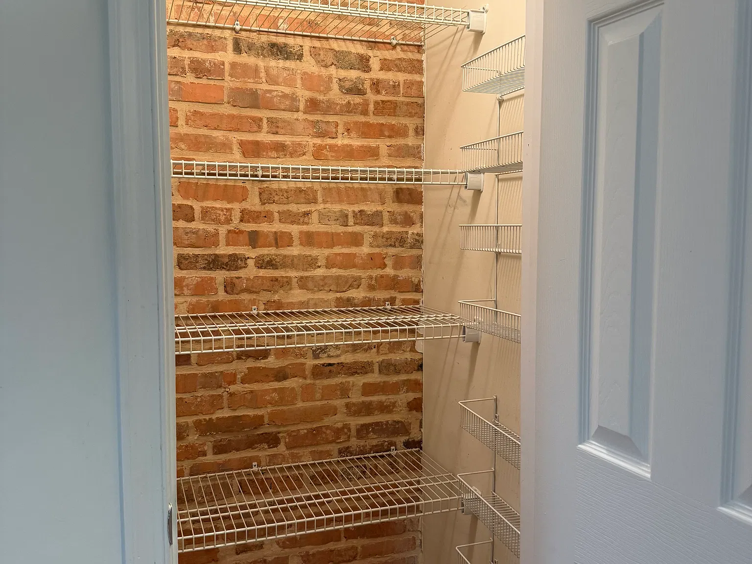 2 bed, 2.5 bath, 1344 sqft, $1,875 — Photo 4
