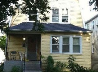 2037 Darrow Ave, Evanston, IL 60201