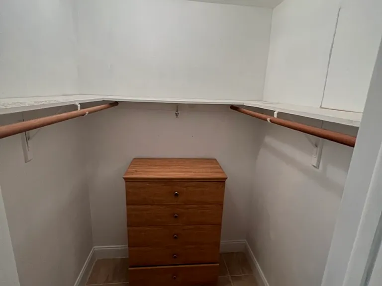 1235 Mariposa Ave #2 — Photo 5