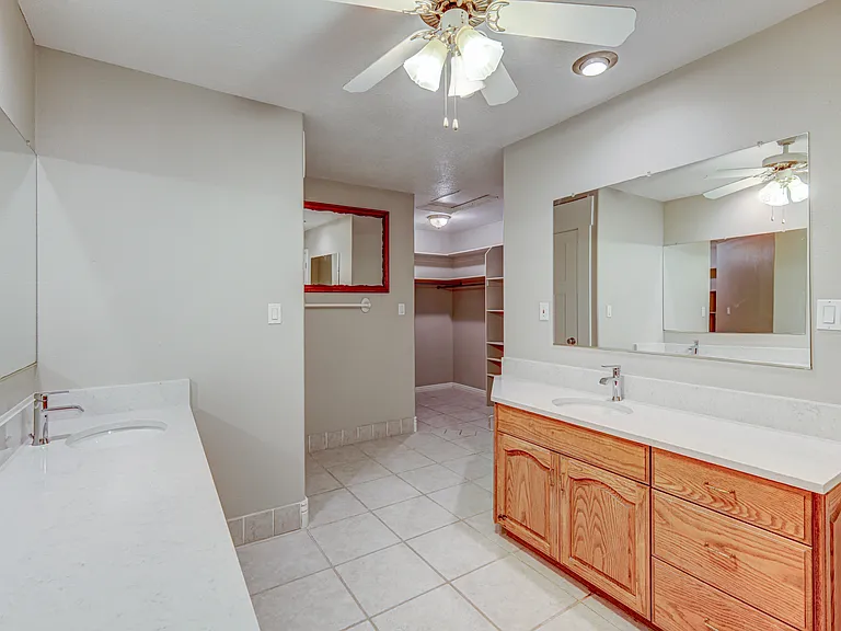 1545 W 5650 N — Photo 18