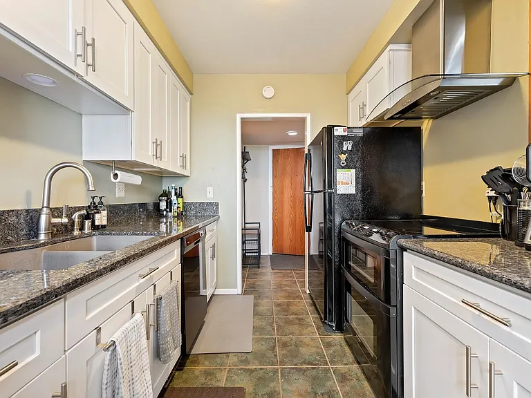 770 W Imperial Ave #24 — Photo 28