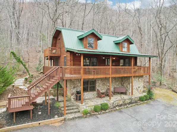 217 Chalet Rd, Lake Lure, NC 28746