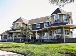 464 NE 20th Ave, Great Bend, KS 67530