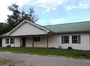 62 Old Spencer Rd, Pikeville, TN 37367