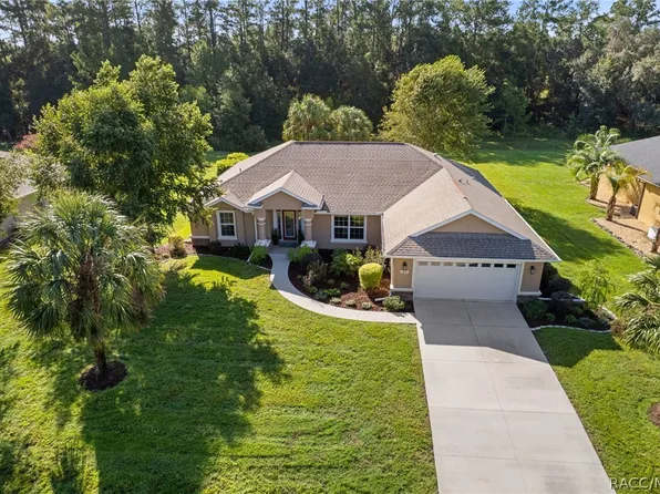 11845 N Bluff Cove Path, Dunnellon, FL 34434