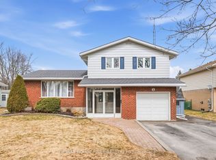 5 Silver Cres, Pt Hope, ON L1A2C4