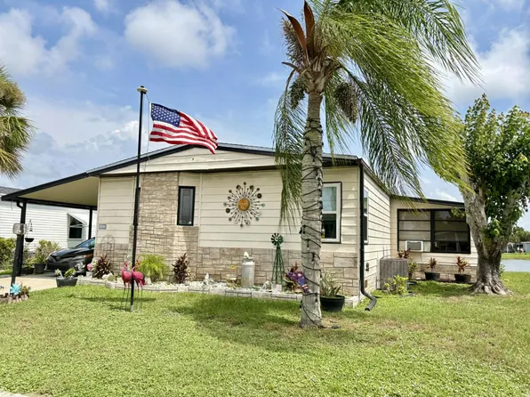 2284 Lakes Of Melbourne Dr #153, Melbourne, FL 32904