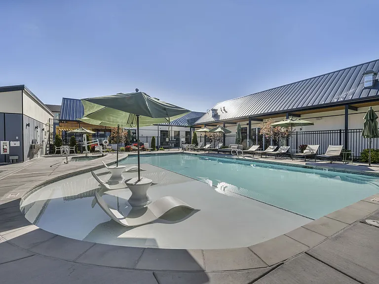 Westlook Resort Living — Photo 22