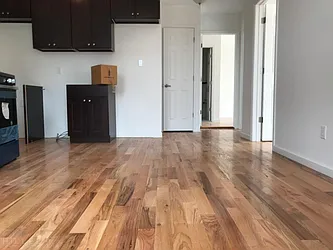 Rented by Hillel Realty Group
