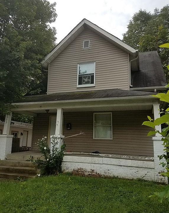 2nd image of 953 W 32nd St