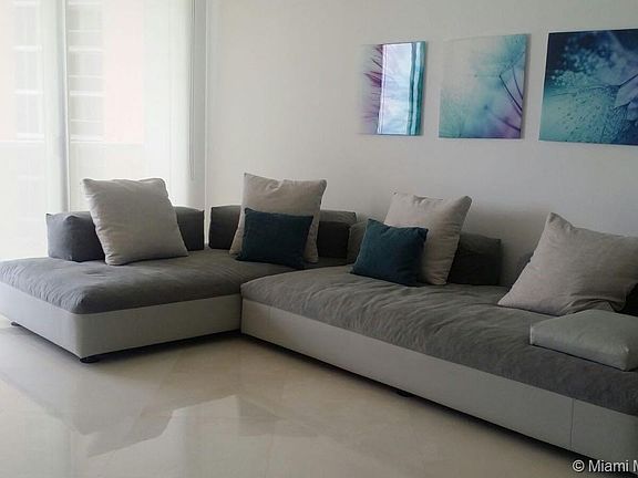 3rd image of 19333 Collins Ave APT 1102