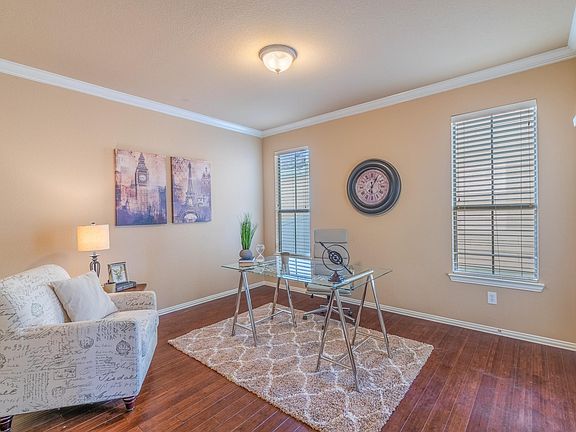5th image of 1228 Port Royal Ct