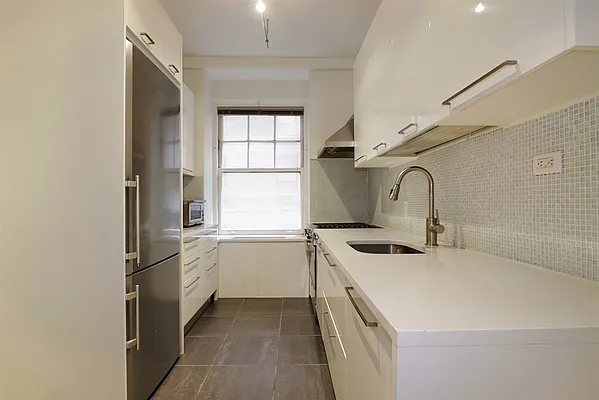 Sold by Corcoran | media 3