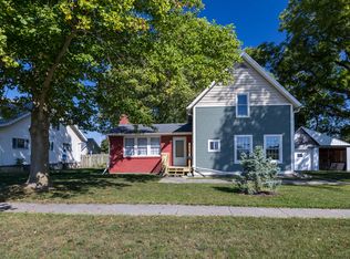 408 E Graham St, Kentland, IN 47951