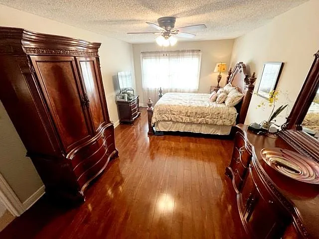 323 Morgan St #2B — Photo 10