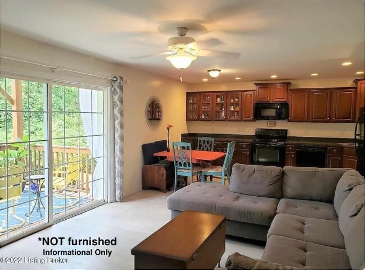 761 N Hite Ave — Photo 1