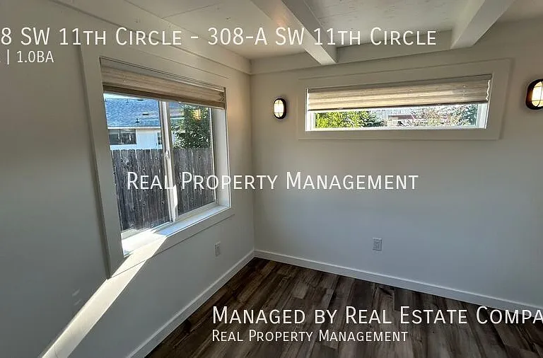 308 SW 11th Cir #A — Photo 13