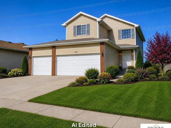 7331 Whitewater Ln, Lincoln, NE 68521