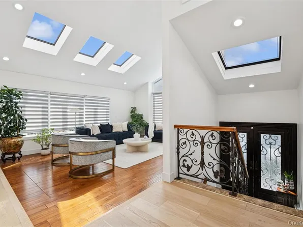 164-53 85th Street image 25 of 40