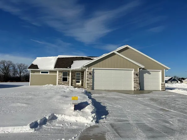 1743 Legacy Ln, Neenah, WI 54956