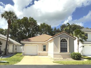 10331 Coventry Ct, Boca Raton, FL 33428