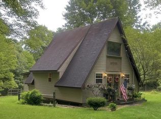 201 Magpie Ln, Strattanville, PA 16258