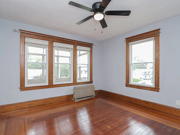 49 Harrison Ave #2 — Photo 6