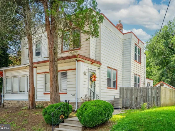 7048 Shelbourne St, Philadelphia, PA 19111