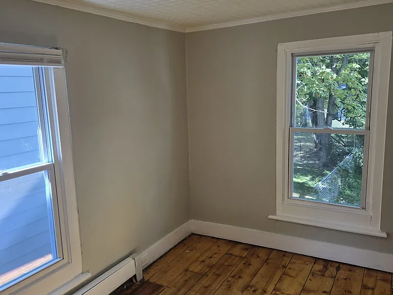 345 Washington Ave — Photo 10