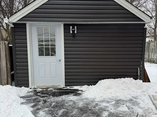29 Habitant Dr, Toronto, ON M9M 2N7