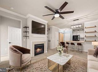 9480 Virginia Center Blvd UNIT 329, Vienna, VA 22181