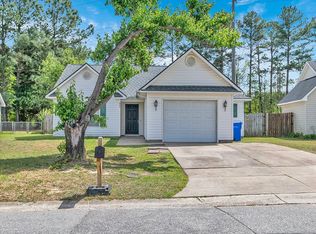 862 Nighthawk Pl, Fayetteville, NC 28314