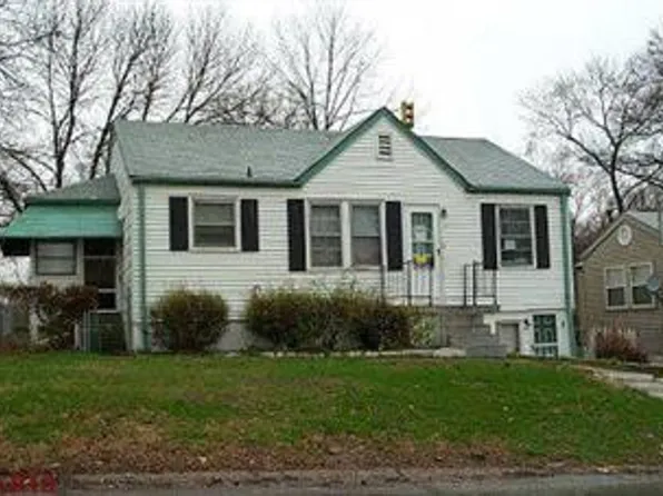 5701 Beldon Dr, Saint Louis, MO 63136