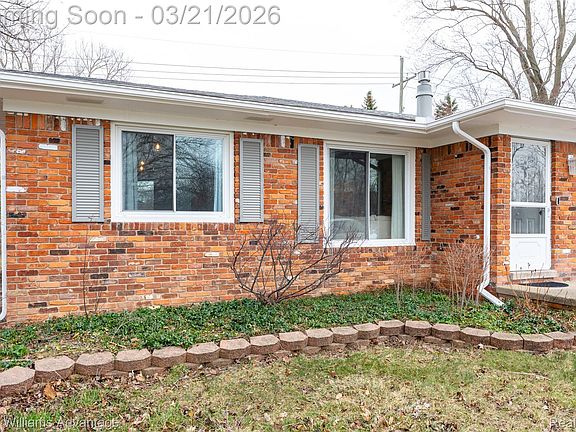 2nd image of 25738 Beck Rd