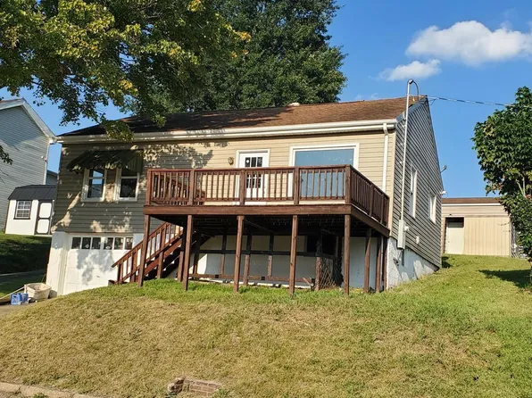 904 Lockwood Avenue, Moundsville, WV 26043