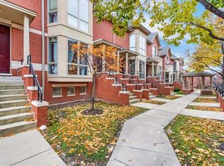 56 Legacy Ln, Wheeling, IL 60090