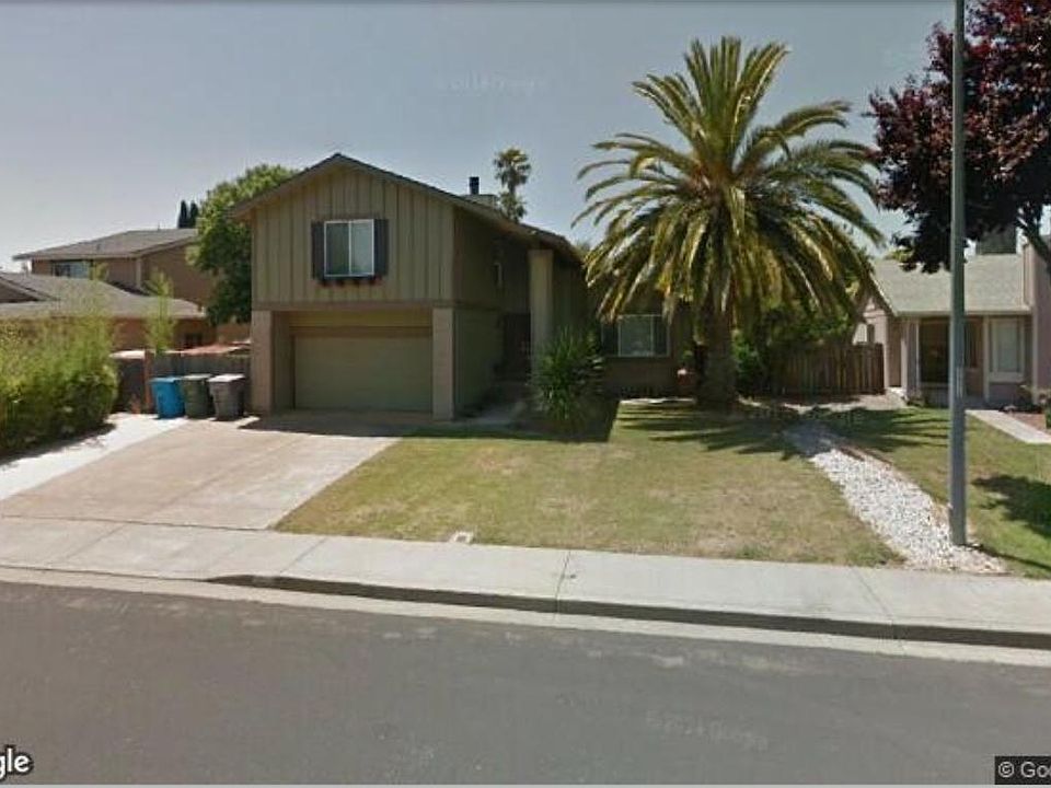 1st image of 667 Cornell Ct