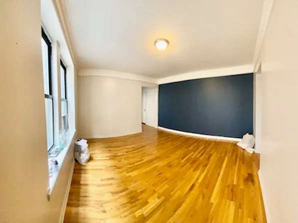 72 Wadsworth Terrace image 1 of 10