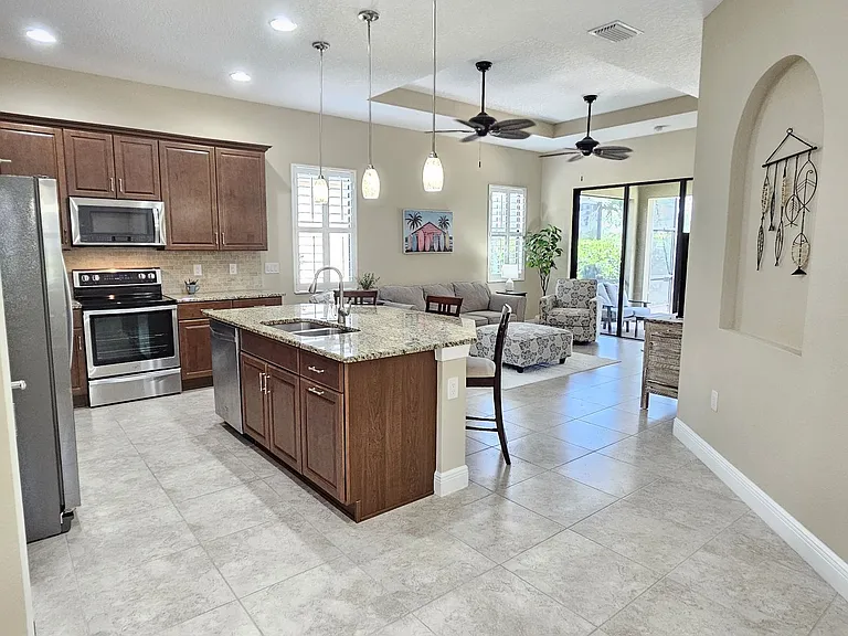 10361 Crooked Creek Dr — Photo 11
