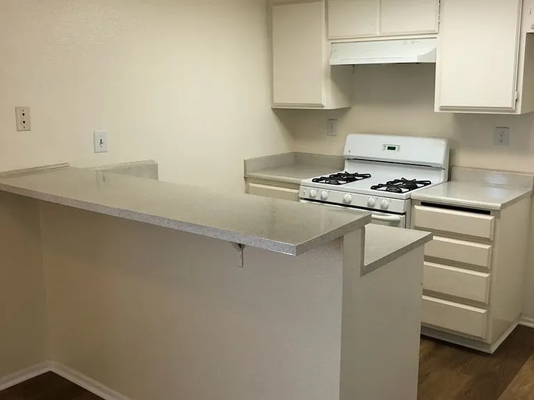 13517Trac — Photo 7