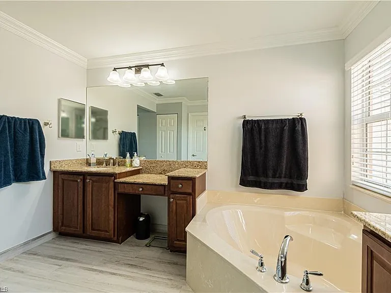 11031 Yellow Poplar Dr — Photo 14