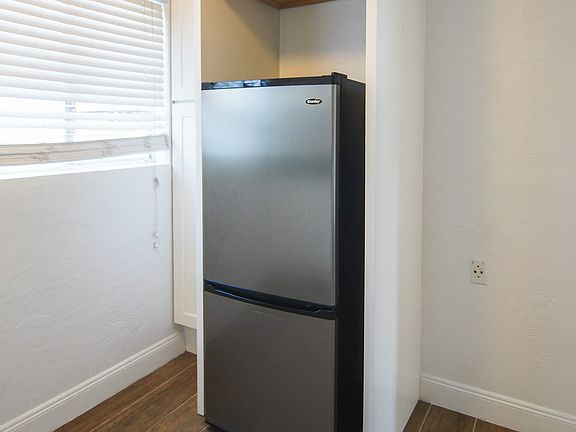 3rd image of 2250 Buchanan St APT 11