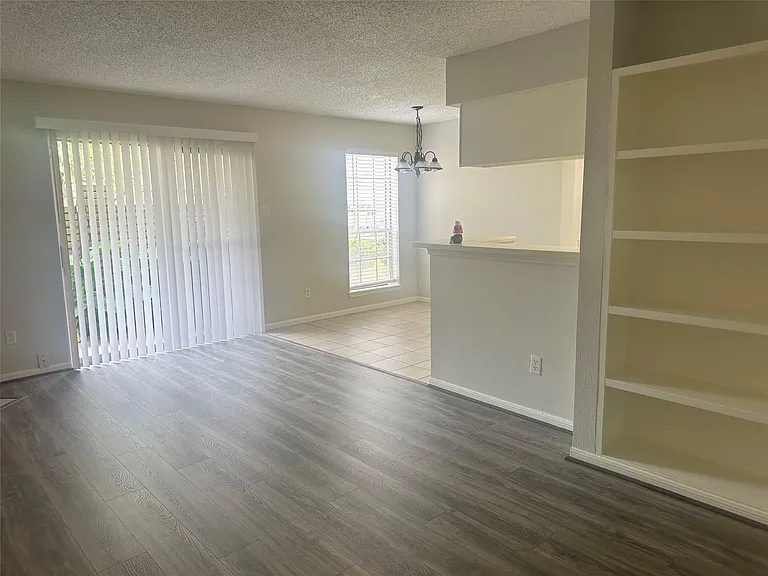 2120 El Paseo St #1301 — Photo 7