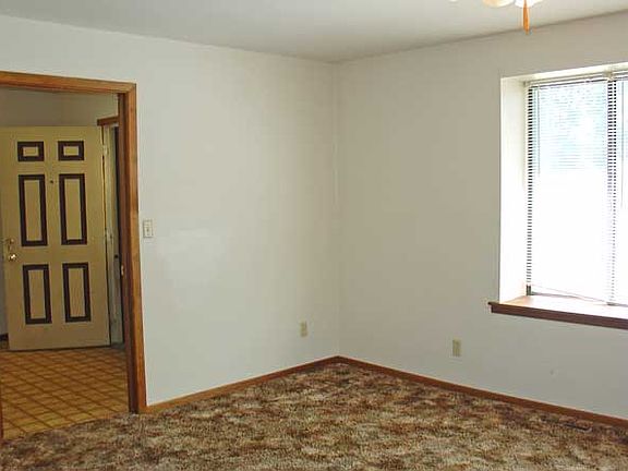 2nd image of 1033 N 22nd St